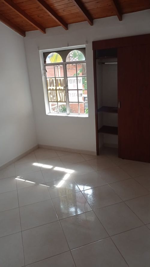 Casa de 3 alcobas en venta en Belén Rincón, Medellín, 110 m² · foto 18 de 24
