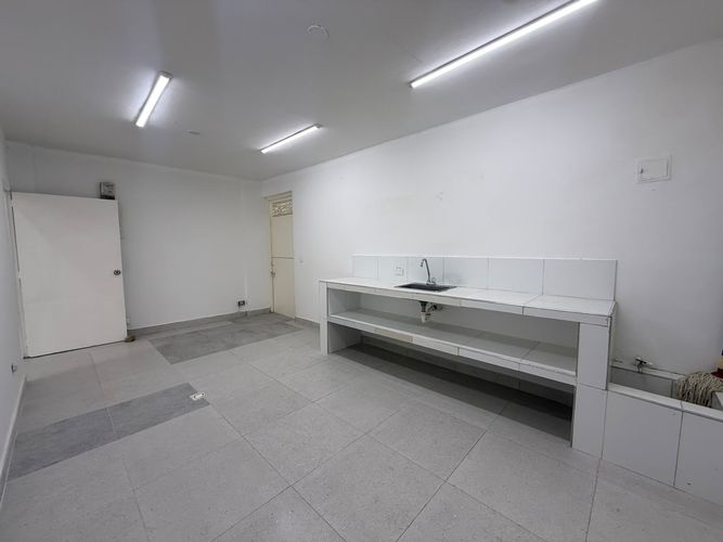 Local en arriendo en Girardot, Ricaurte, 72 m² · foto 4 de 14