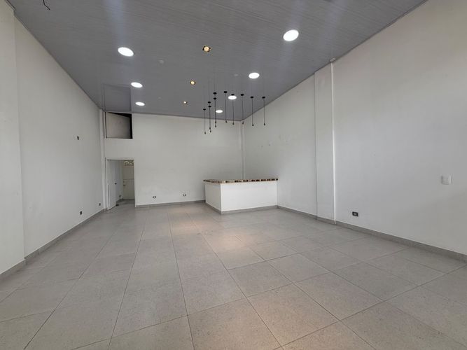 Local en arriendo en Girardot, Ricaurte, 72 m² · foto 7 de 14