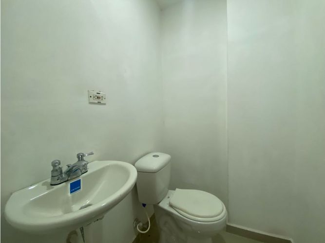 Local en arriendo en Santa Teresita, Medellín, 18 m² · foto 4 de 7