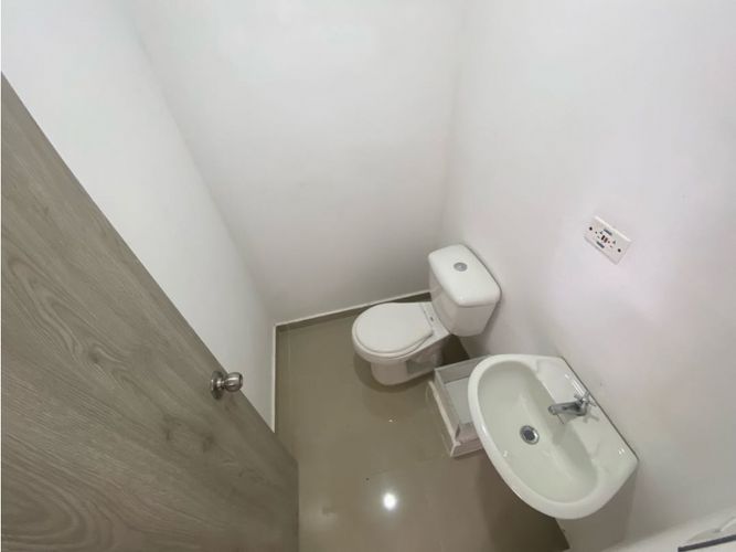 Local en arriendo en Santa Teresita, Medellín, 18 m² · foto 7 de 7