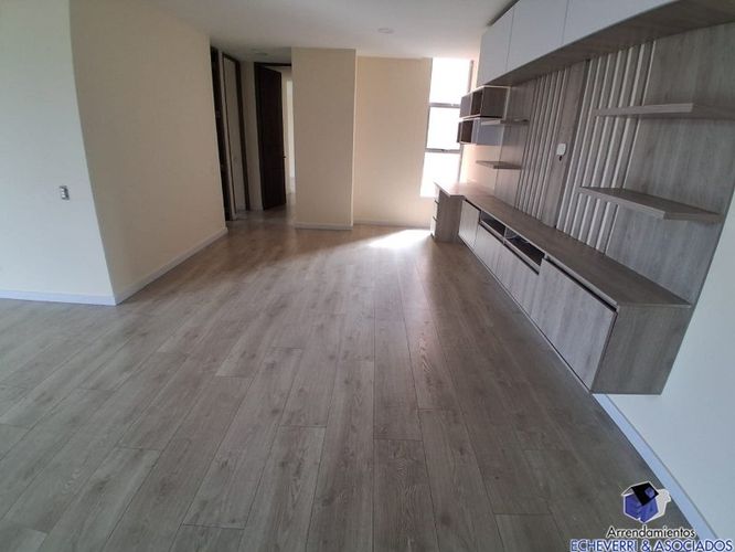 Apartamento de 3 alcobas en arriendo en Las Cometas, Envigado, 140 m² · foto 14 de 14
