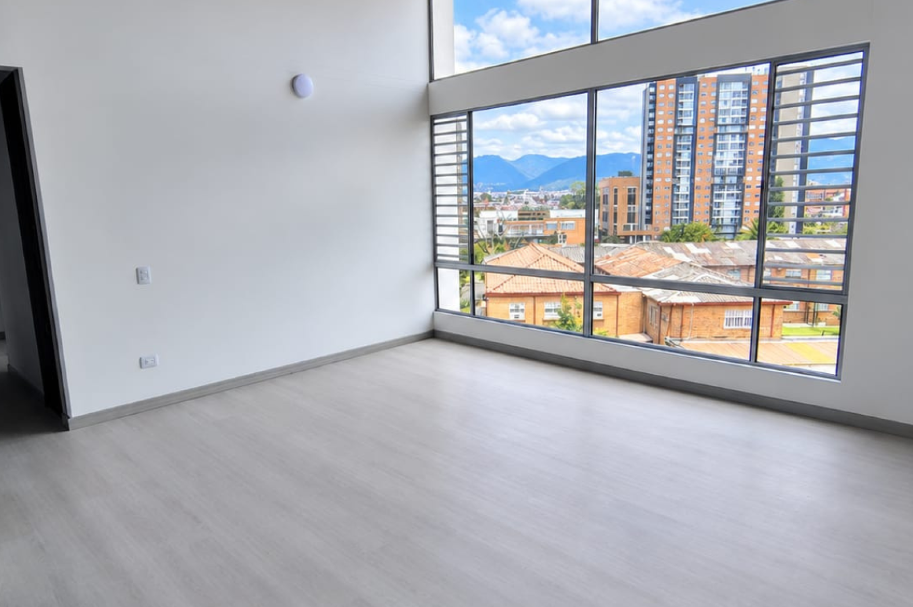 Apartamento en venta en Ciudad Alsacia, Bogotá · foto 6 de 18
