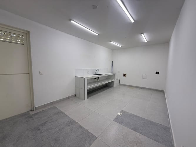 Local en venta en Girardot, Ricaurte, 72 m² · foto 7 de 13