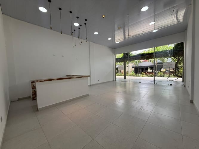 Local en venta en Girardot, Ricaurte, 72 m² · foto 10 de 13