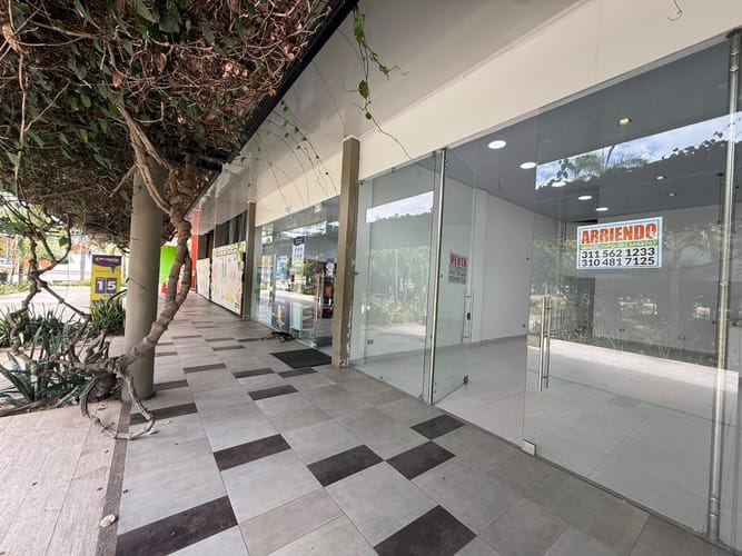 Local en venta en Girardot, Ricaurte, 72 m² · foto 2 de 13