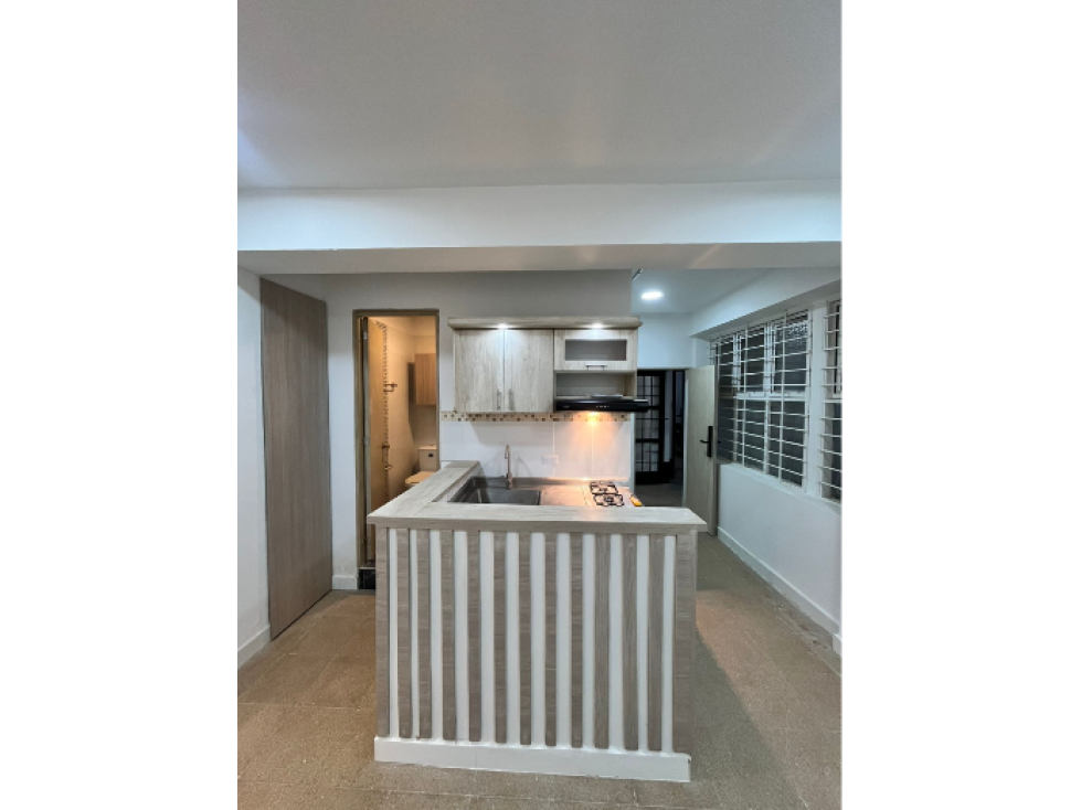 Apartamento en venta en Prado, Medellín · foto 2 de 24