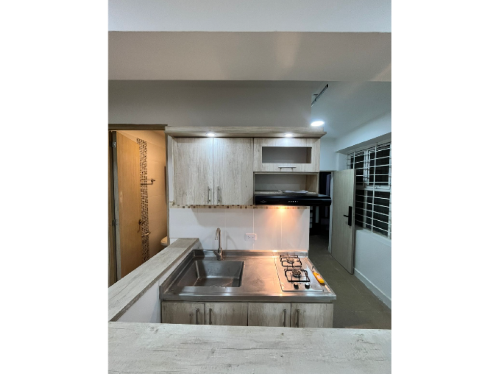 Apartamento en venta en Prado, Medellín · foto 3 de 24