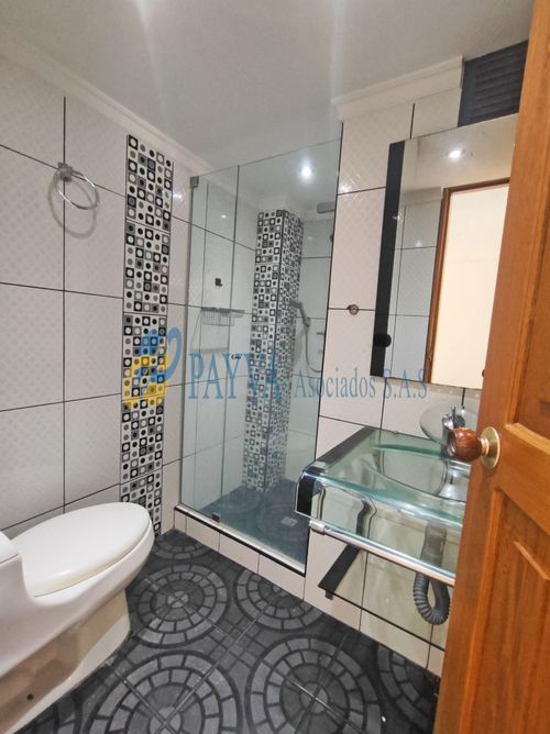 Apartamento de 3 alcobas en arriendo en Las Acacias, Medellín, 129 m² · foto 22 de 24