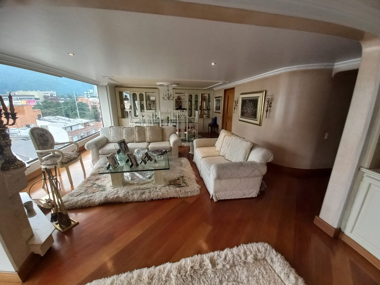 Apartamento en venta en Santa Barbara Occidental, Bogotá · foto 2 de 24