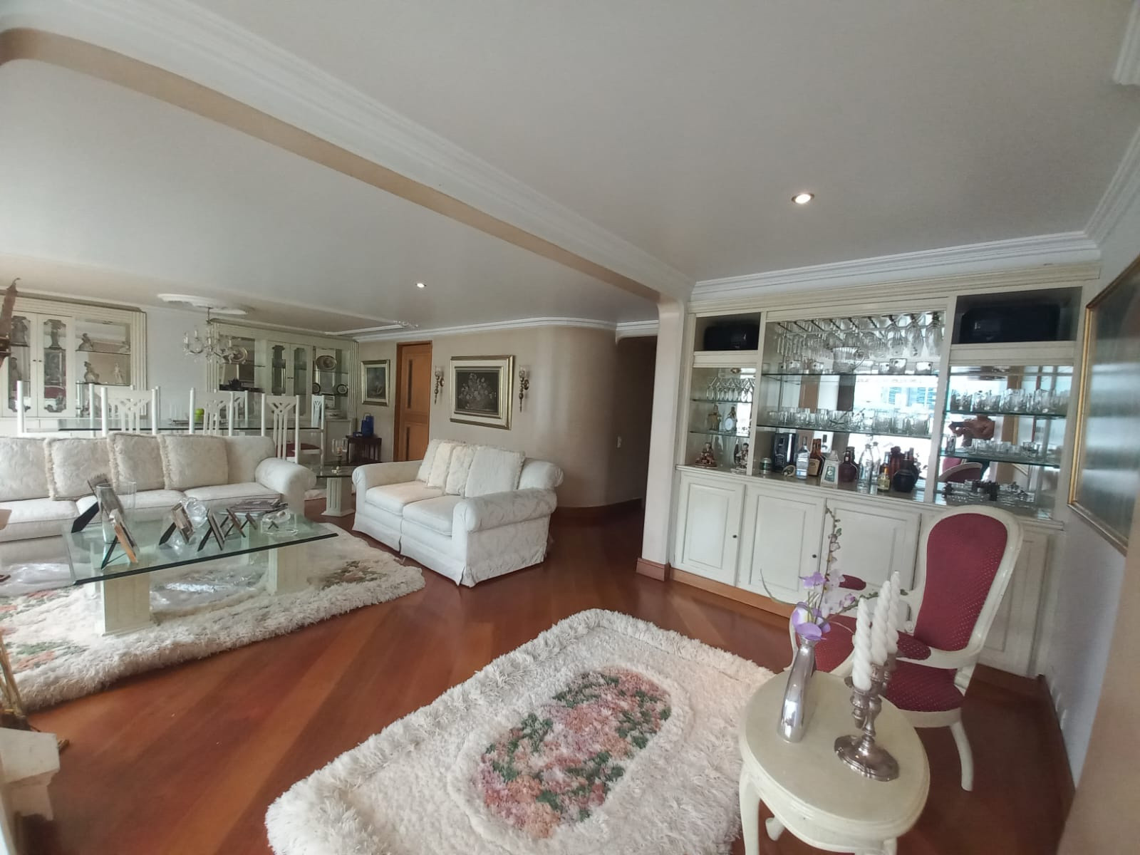 Apartamento en venta en Santa Barbara Occidental, Bogotá · foto 3 de 24