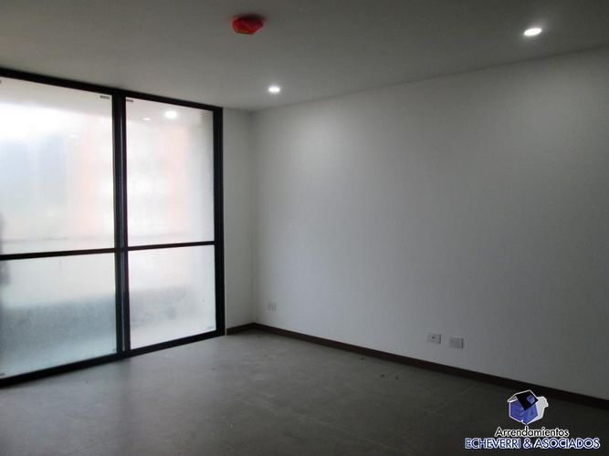 Apartaestudio en venta en Loma De Las Brujas, Envigado, 62 m² · foto 7 de 13