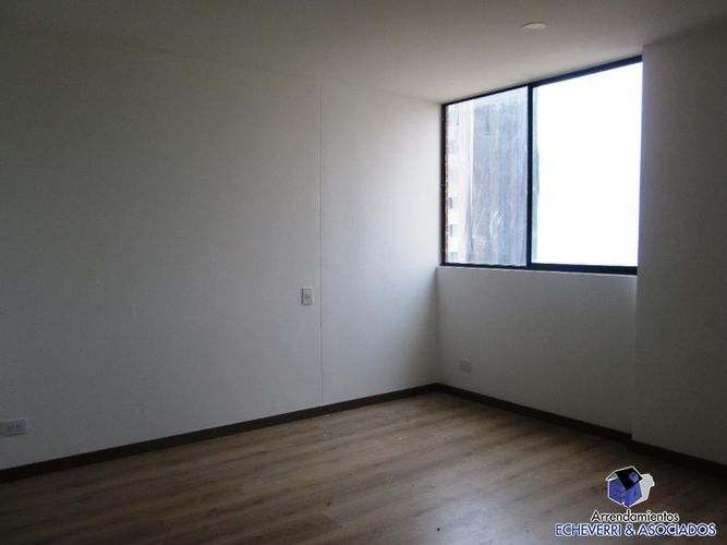 Apartaestudio en venta en Loma De Las Brujas, Envigado, 62 m² · foto 12 de 13