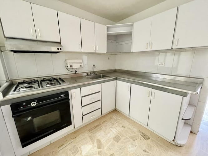 Casa de 3 alcobas en venta en Zona Franca, Cúcuta, 134 m² · foto 2 de 17