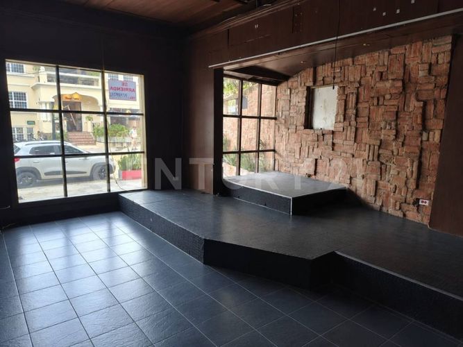 Local en arriendo en Granada, Cali, 300 m² · foto 2 de 5