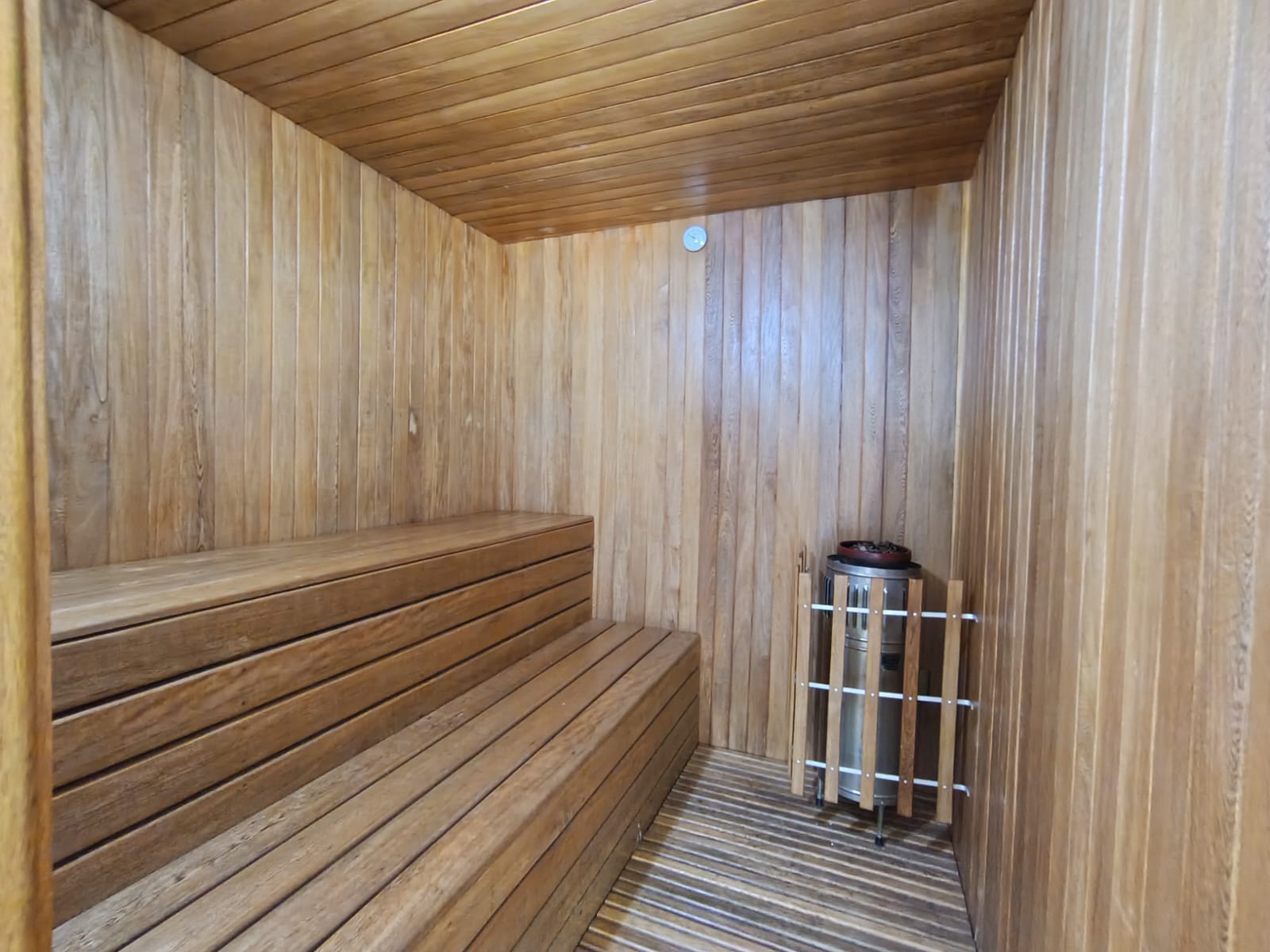 Apartamento en arriendo en Urbanización Las Cumbres, Medellín · foto 5 de 24