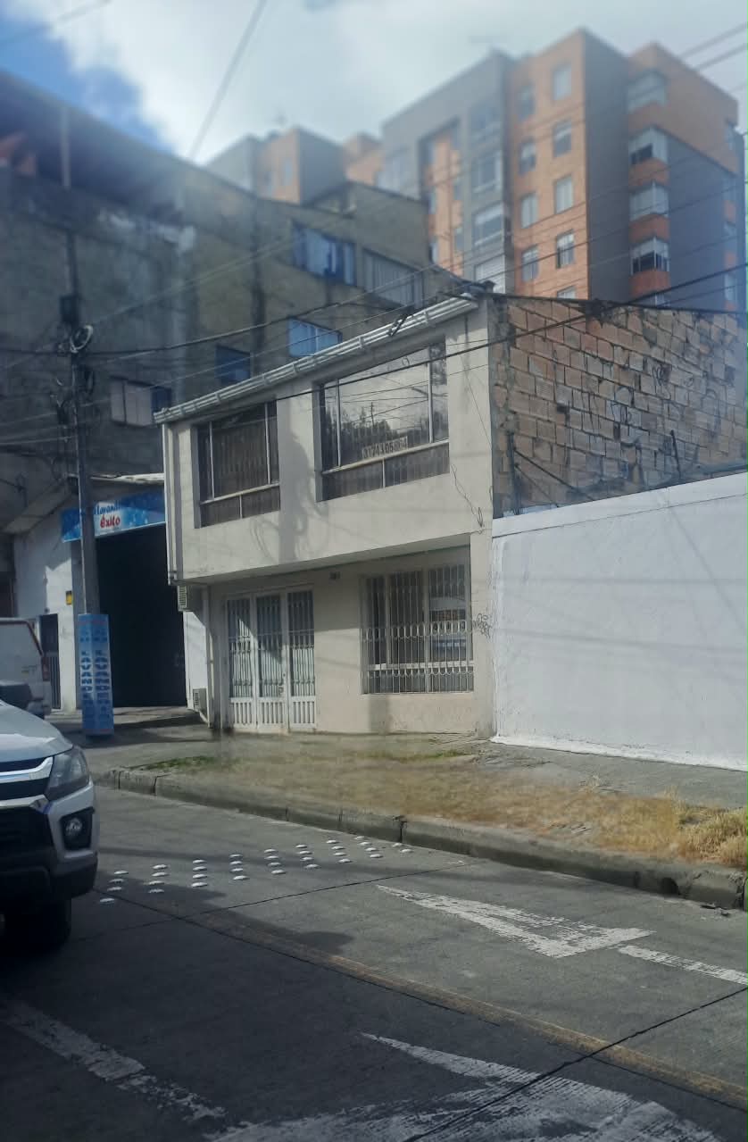 Casa en venta en Las Flores Et. I, Bogotá · foto 4 de 6