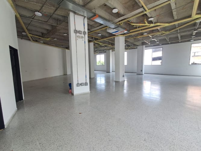 Local en arriendo en La Pilarica, Medellín, 205 m² · foto 6 de 12