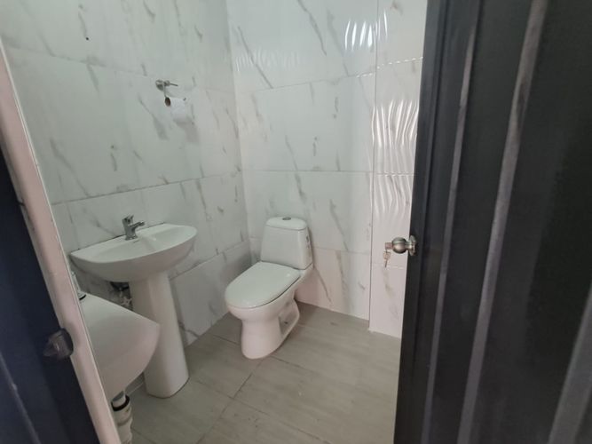 Local en arriendo en La Pilarica, Medellín, 205 m² · foto 11 de 12