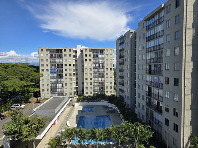 Apartamento de 2 alcobas en venta en Zona Industrial, Yumbo, 55 m² · foto 3 de 18