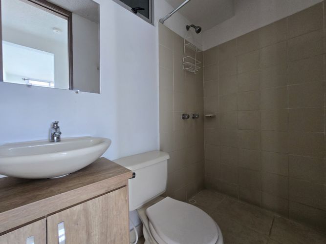 Apartamento de 2 alcobas en venta en Zona Industrial, Yumbo, 55 m² · foto 12 de 18