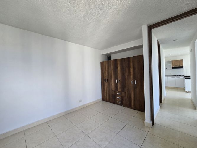 Apartamento de 2 alcobas en venta en Zona Industrial, Yumbo, 55 m² · foto 14 de 18
