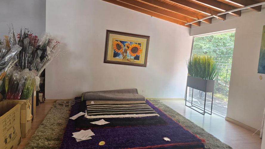 Casa de 6 alcobas en arriendo en Patio Bonito, Medellín, 420 m² · foto 10 de 15