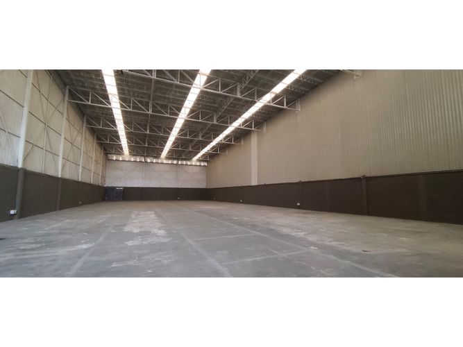 Bodega en arriendo en Siberia, Cota, 1704 m² · foto 11 de 15