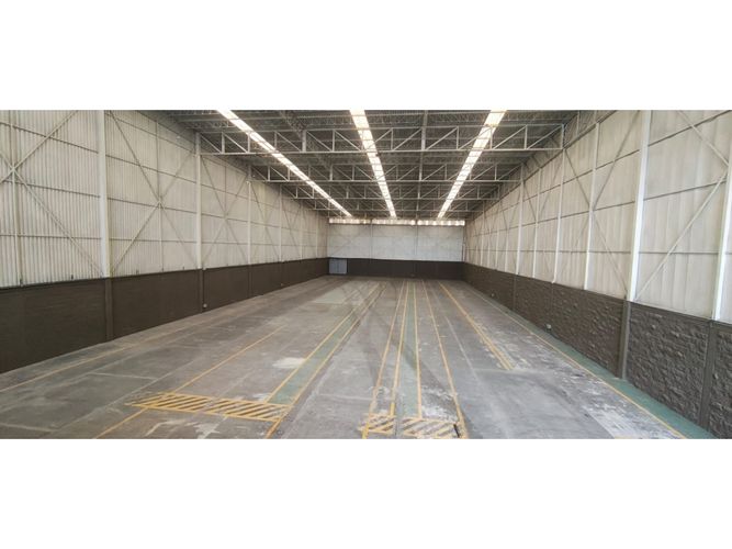 Bodega en arriendo en Siberia, Cota, 3404 m² · foto 3 de 21