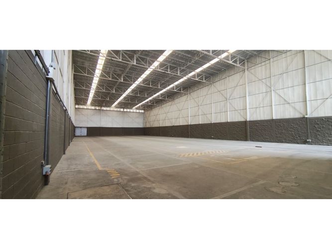 Bodega en arriendo en Siberia, Cota, 3404 m² · foto 17 de 21