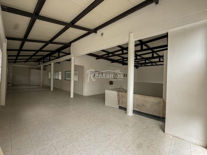 Local en arriendo en Patio Bonito, Medellín, 500 m² · foto 12 de 21