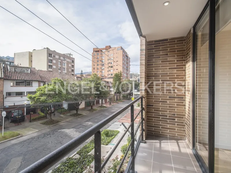Apartamento en venta en Bella Suiza, Bogotá · foto 3 de 8