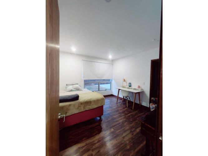 Casa de 4 alcobas en venta en Escobero, Medellín, 300 m² · foto 9 de 19