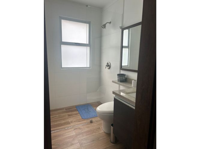Casa de 4 alcobas en venta en Escobero, Medellín, 300 m² · foto 15 de 19