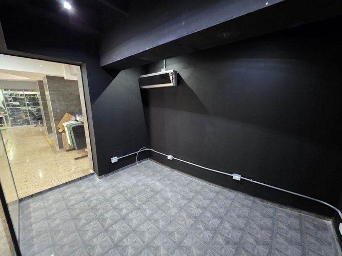 Local en arriendo en San Vicente, Cali, 12 m² · foto 3 de 4