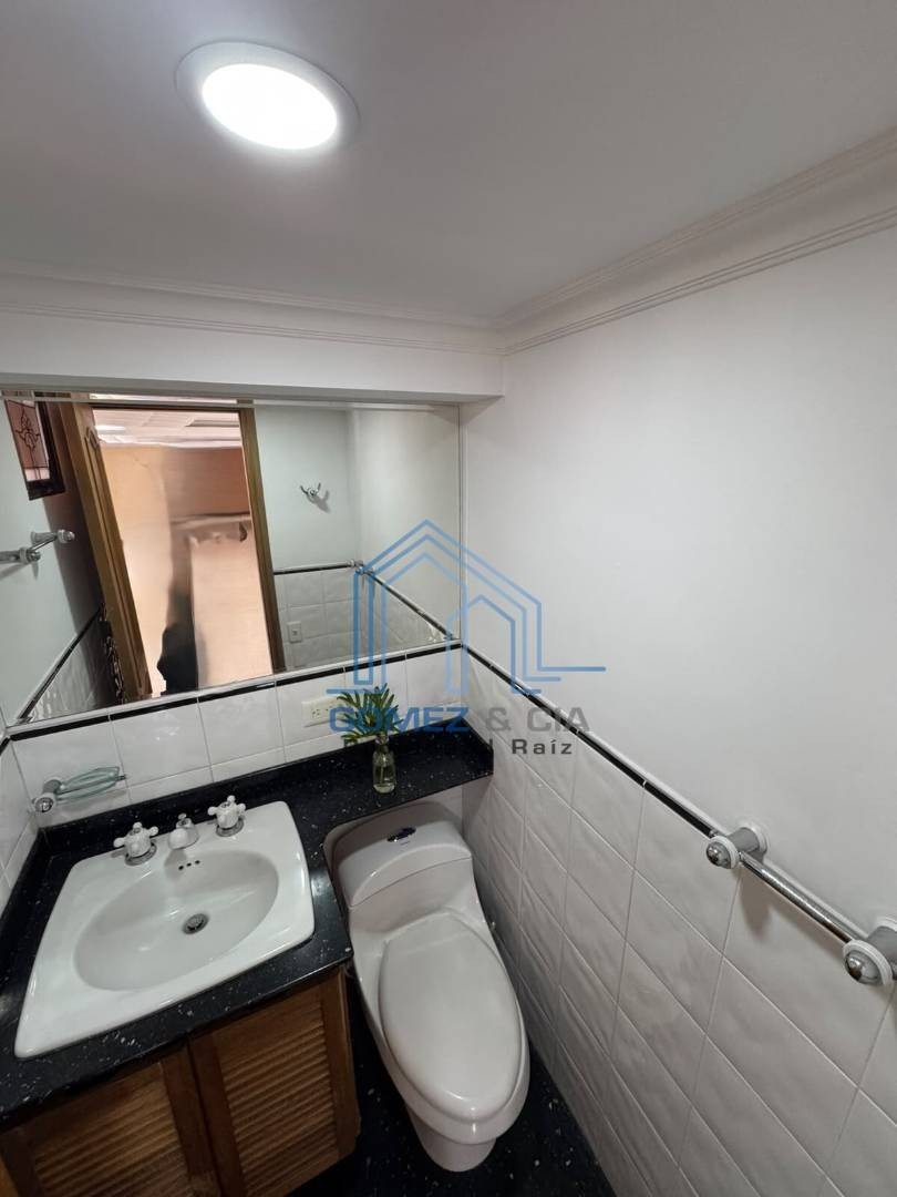 Apartamento en venta en Laureles, Medellín · foto 15 de 22