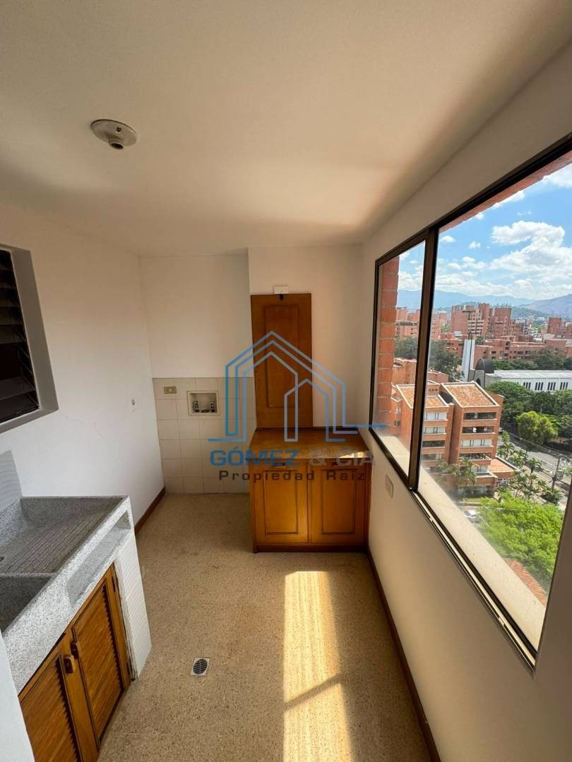 Apartamento en venta en Laureles, Medellín · foto 16 de 22
