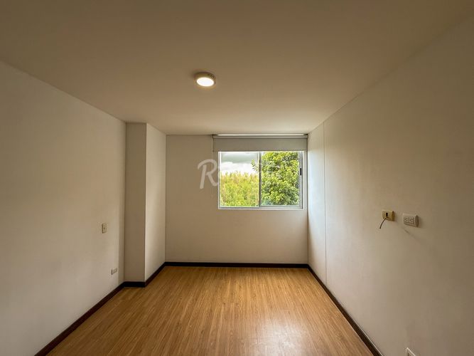 Apartamento de 2 alcobas en arriendo en Loma Del Esmeraldal, Medellín, 75 m² · foto 10 de 21