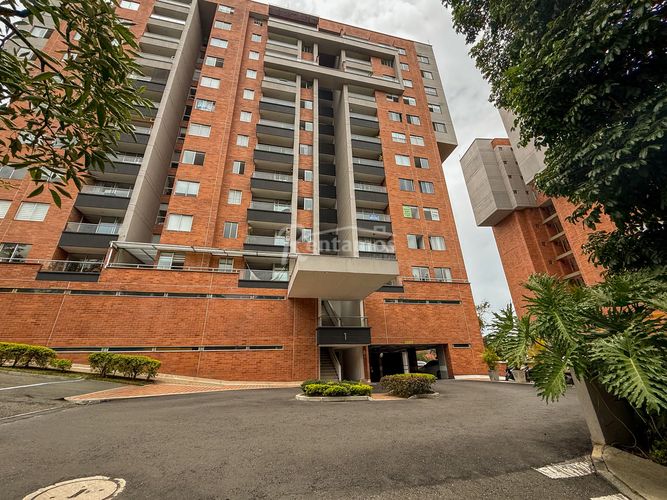 Apartamento de 2 alcobas en arriendo en Loma Del Esmeraldal, Medellín, 75 m² · foto 14 de 21