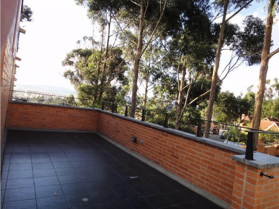 Casa en venta en Bosque De Pinos, Bogotá · foto 8 de 15