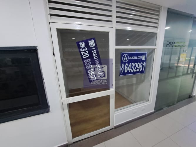 Local en arriendo en Cabecera Del Llano, Bucaramanga, 6 m² · foto 2 de 4
