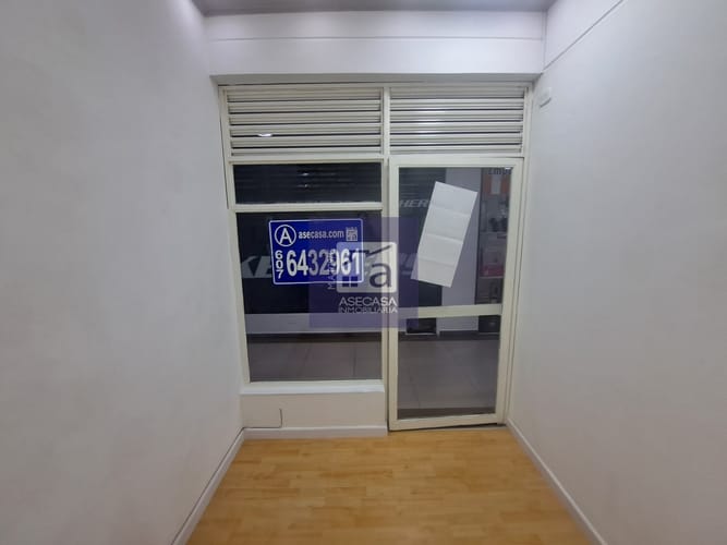 Local en arriendo en Cabecera Del Llano, Bucaramanga, 6 m² · foto 4 de 4