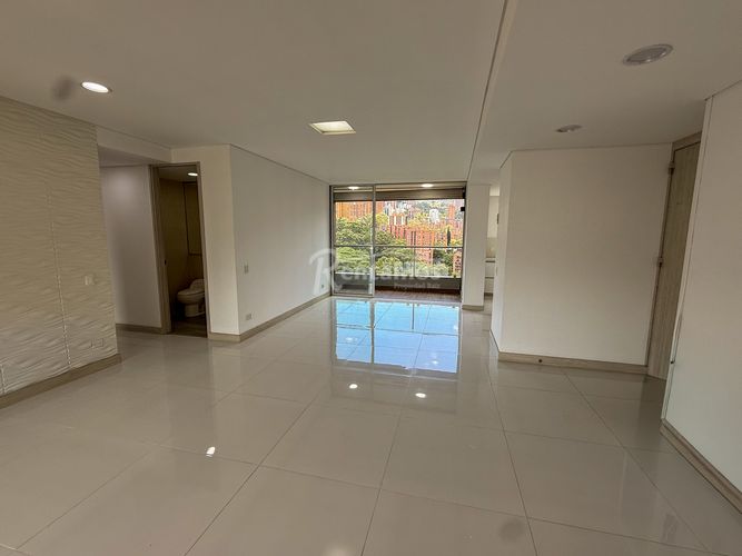 Apartamento en venta en Santa Maria De Los Angeles, Medellín · foto 6 de 24