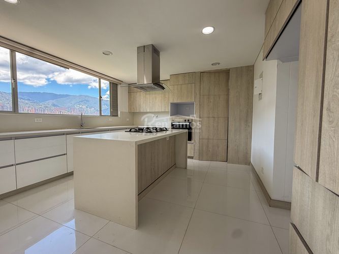 Apartamento en venta en Santa Maria De Los Angeles, Medellín · foto 9 de 24