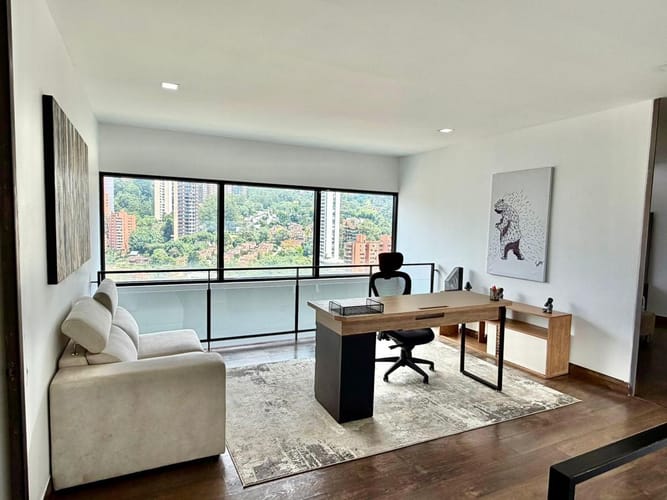 Apartamento de 2 alcobas en venta en San Lucas, Medellín, 191 m² · foto 21 de 22