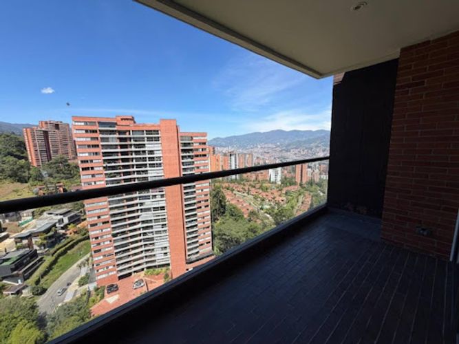 Apartamento en arriendo en Cola Del Zorro, Medellín · foto 2 de 22