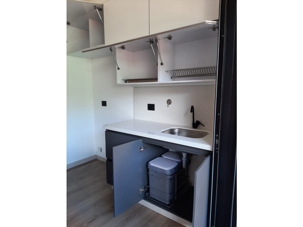 Apartamento en venta en Loma Benedictinos, Medellín · foto 9 de 11