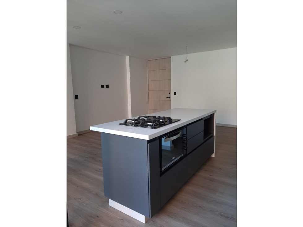 Apartamento en venta en Loma Benedictinos, Medellín · foto 10 de 11