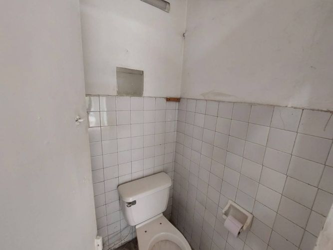Local en arriendo en Belén, Medellín, 30 m² · foto 12 de 13