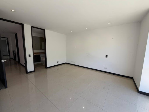Apartamento en arriendo en Cola Del Zorro, Medellín · foto 13 de 22